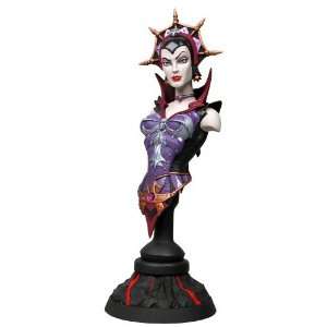    Masters Of The Universe Evil Lyn Resin Mini Bust Toys & Games