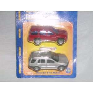  Road & Track Two Car Value Pack Dodge Durango and Deluxe 