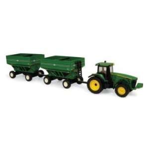   John Deere 1/64 8130 Tractor w/ J&M 680/760 Gravity Wagon Toys