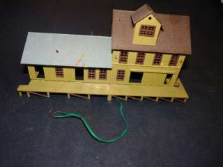 HO scale buildings assembled Warehouse and Freight office   