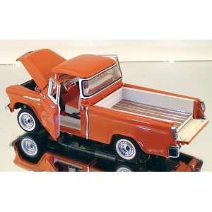   Replicarz FMF678 1956 Chevrolet CameoPickup Truck   Red Toys & Games
