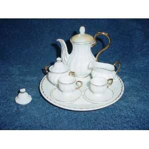  Small Porcelain Lefton Tea Set: Everything Else
