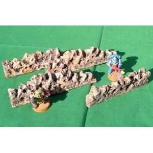  28mm Terrain Adobe Ruined Walls (4) Toys & Games