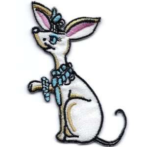  Animals/Dogs  Chihuahua   Iron On Embroidered Applique 