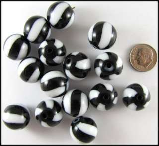 Large Round Plastic Beads BLACK & WHITE 17mm (15)  