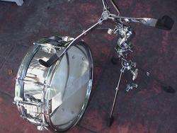 LUDWIG SNARE DRUM 5x14 CHROME W/ STAND/BAG  