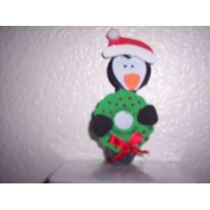    Christmas Penguin Magnet Seasons Greetings Home & Kitchen