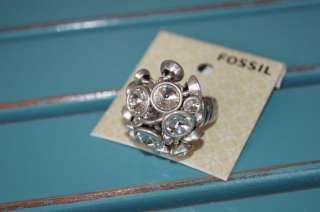 45NWT FOSSIL BRAND SILVER CRYSTAL CLUSTER STRETCH RING  