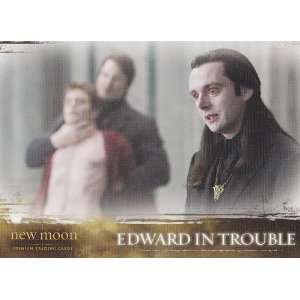    SPORTS 2009 Neca New Moon Single Trading Card #67 Edward in Trouble