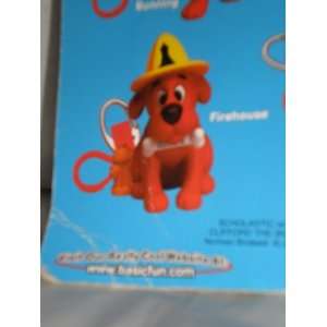 Clifford the Big Red Dog Firehouse Keychain: Toys & Games