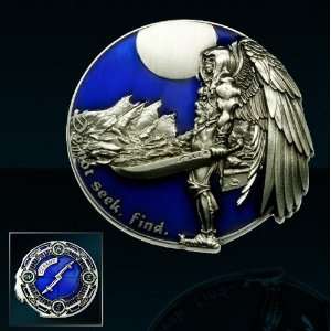   Cache Angel Geocoin   The Seeker   Antique Silver: Sports & Outdoors