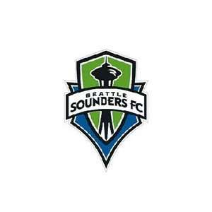  Seattle Sounders Premier Logo Pin: Sports & Outdoors