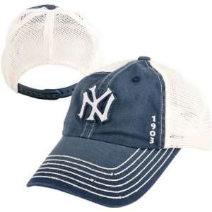   York Yankees Vintage Mesh Snapback Adjustable Hat: Sports & Outdoors