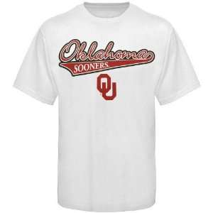  Oklahoma Sooners Youth White Slant Script T shirt: Sports 