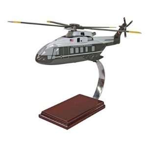  VH 71 Kestrel 1/48 Scale Model Helicopter: Toys & Games