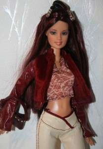 This auction is for beautiful Teresa Barbie doll in fantastic outfit 