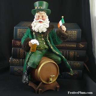 NIB Fabriche Irish Santa on Beer Keg Musical Danny Boy  