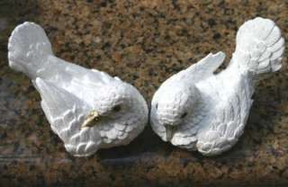 Vintage Concrete cement pair of doves birds garden decor statues 