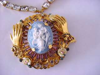 ERICKSON BEAMON Necklace AWESOME hands holding Cameo  