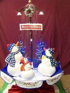 SNOWMAN FAMILY CHRISTMAS TREE (NOT INFATABLE/OUTDOOR)  