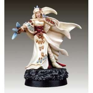  Valiant Miniatures Gwenevere Love, The White Witch (1) Toys & Games