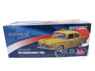   Kaiser Henry J Taxi 1/18 1 of 999 Made Platinum Edition by Sunstar