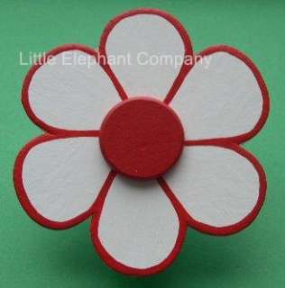   daisy quilt clip with solid color petals and solid color center only