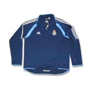 REAL MADRID TRAINING TOP:  Sports & Outdoors