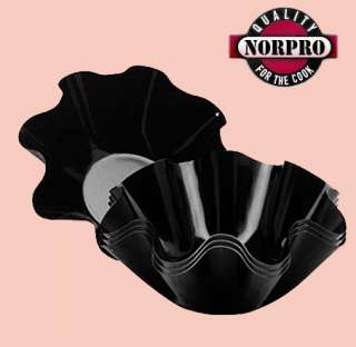 Perfect for creating molded desserts and salads. Includes shell and 