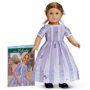  American Girl Felicity Doll & Paperback Book: Toys & Games