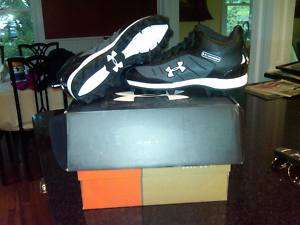 Under Armour Hammer Mid Football Cleat  