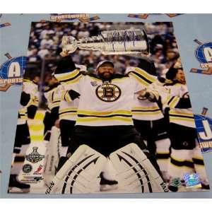  Tim Thomas Boston Bruins Autographed/Hand Signed 2011 Stanley 