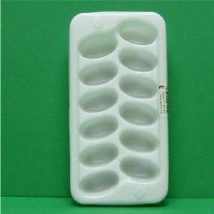  3 pk Ice Cube Trays Case Pack 48