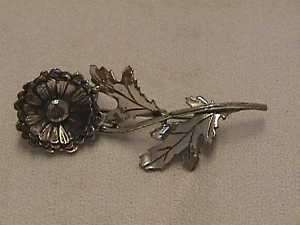 Vintage Ladies Sterling Silver Daisy Flower Pin Brooch  